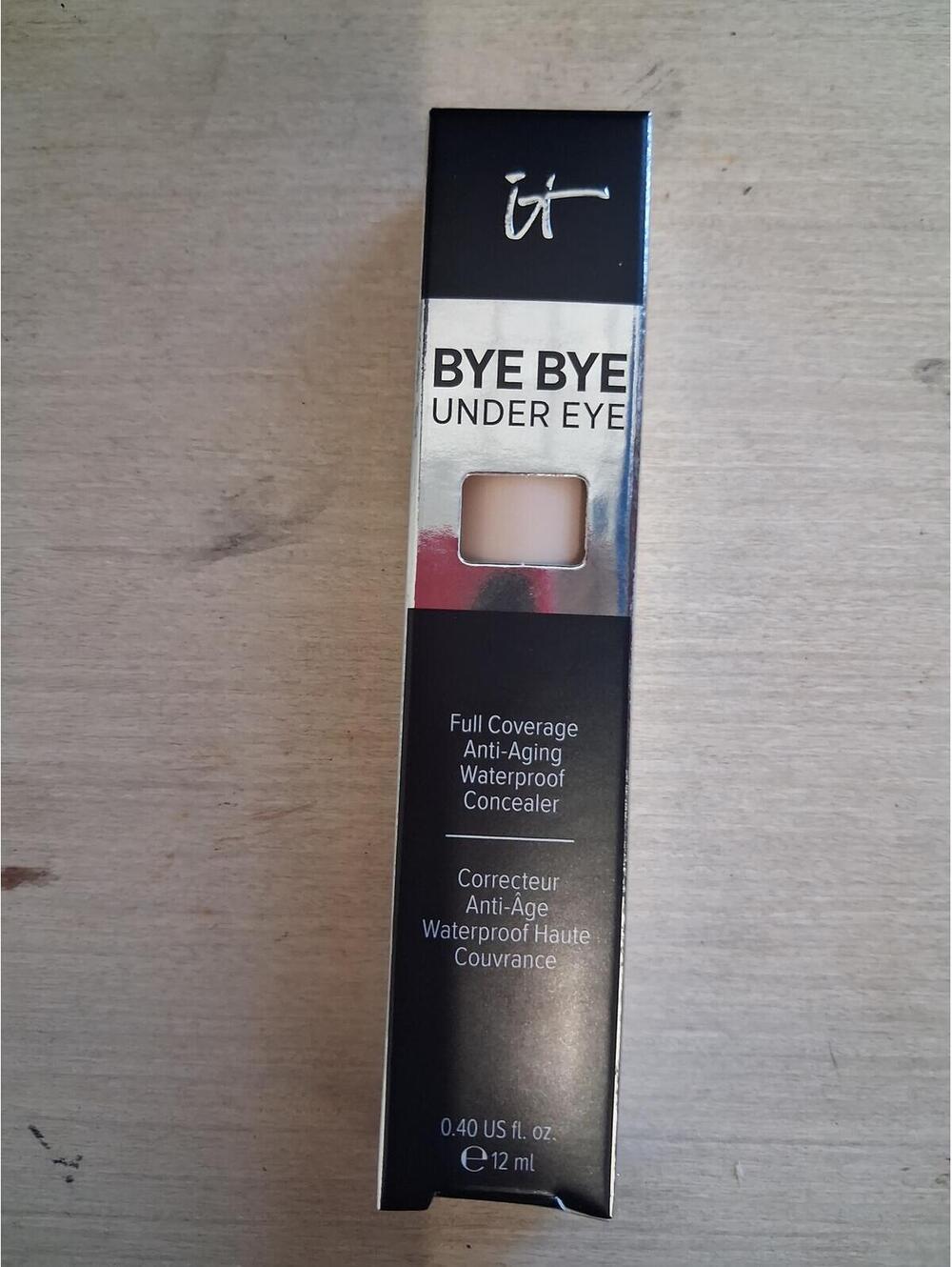 IT Cosmetics Bye Bye UnderEye Concealer/heavenly luxe airbrush  concealer